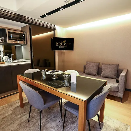 Broyt Hotell 4*