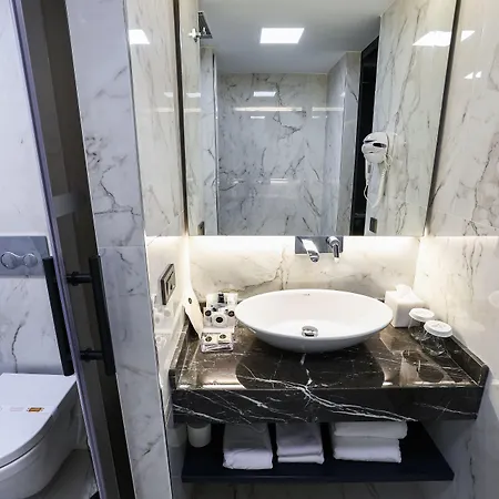 Broyt Hotel 4*